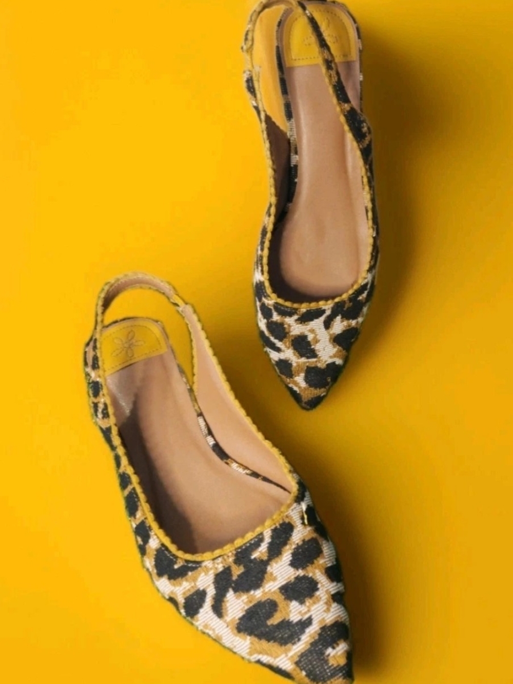 Chinese Laundry Yellow Leopard-Print Pointed Slingback Flats 9.5
